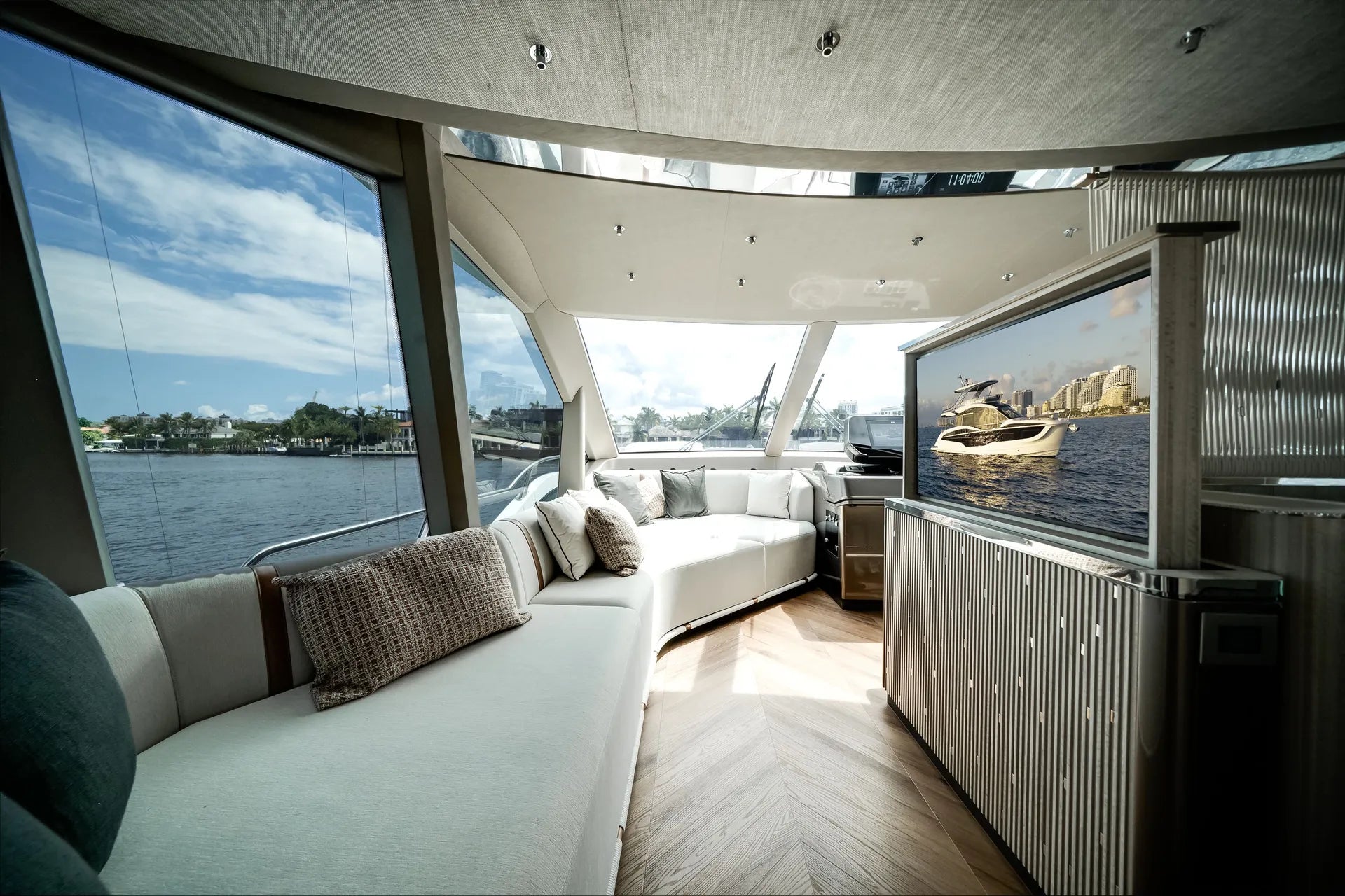 GALEON Fly 62’ FT Yacht