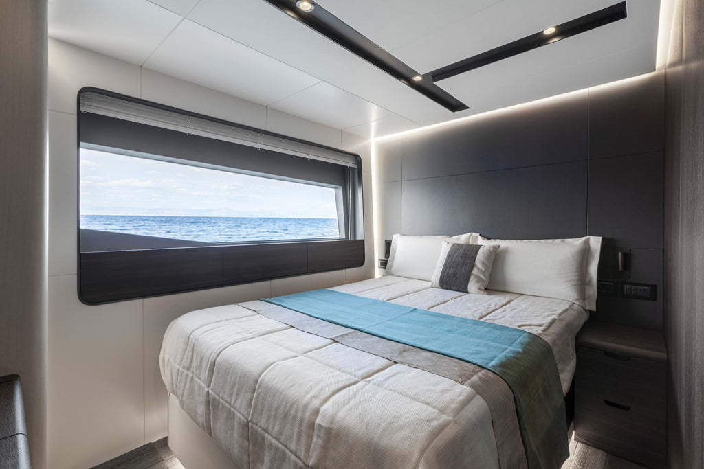 AS8 82' FT Yacht