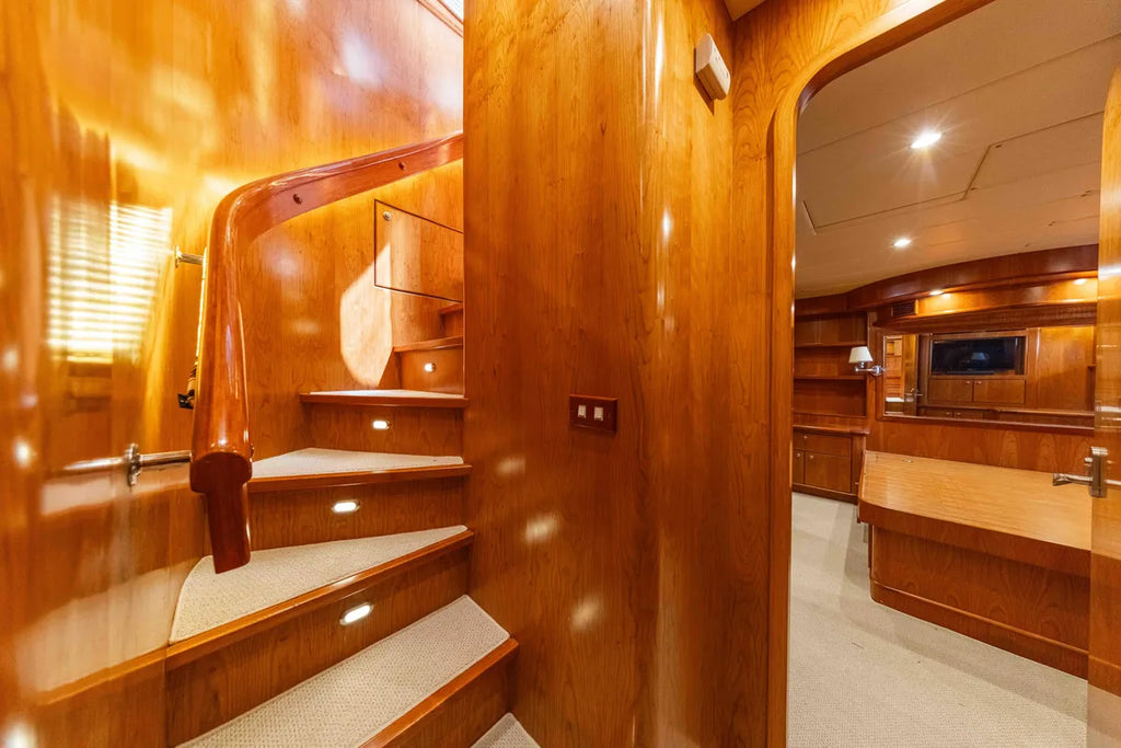 SYMBOL 58 60’ FT YACHT