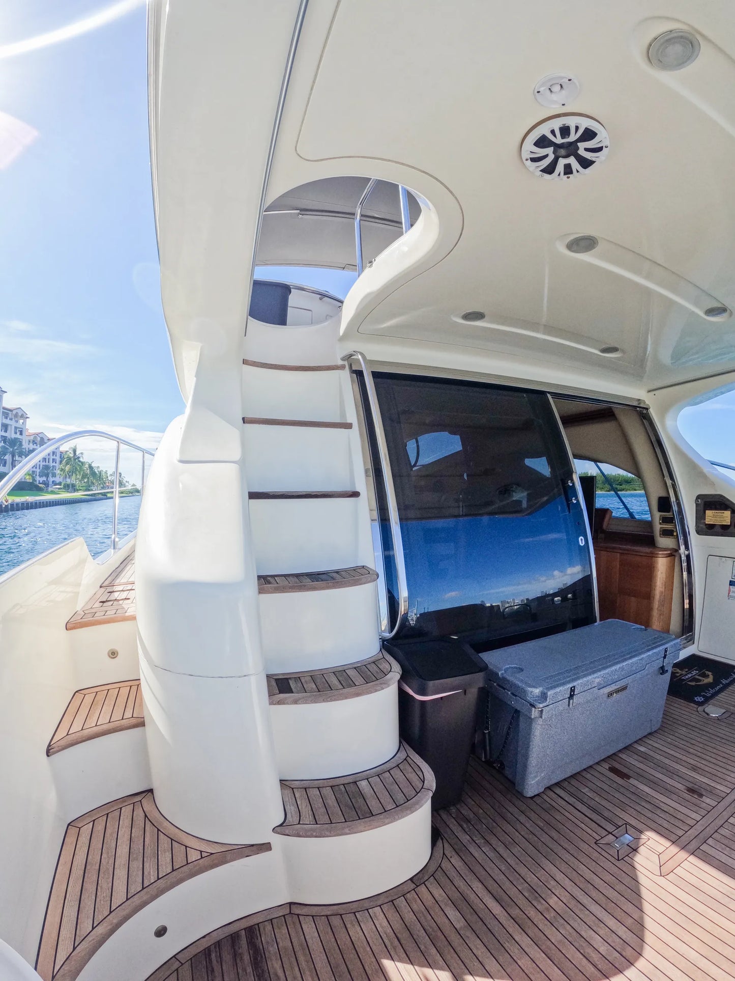 55’ Ft Miami Meridian Yacht