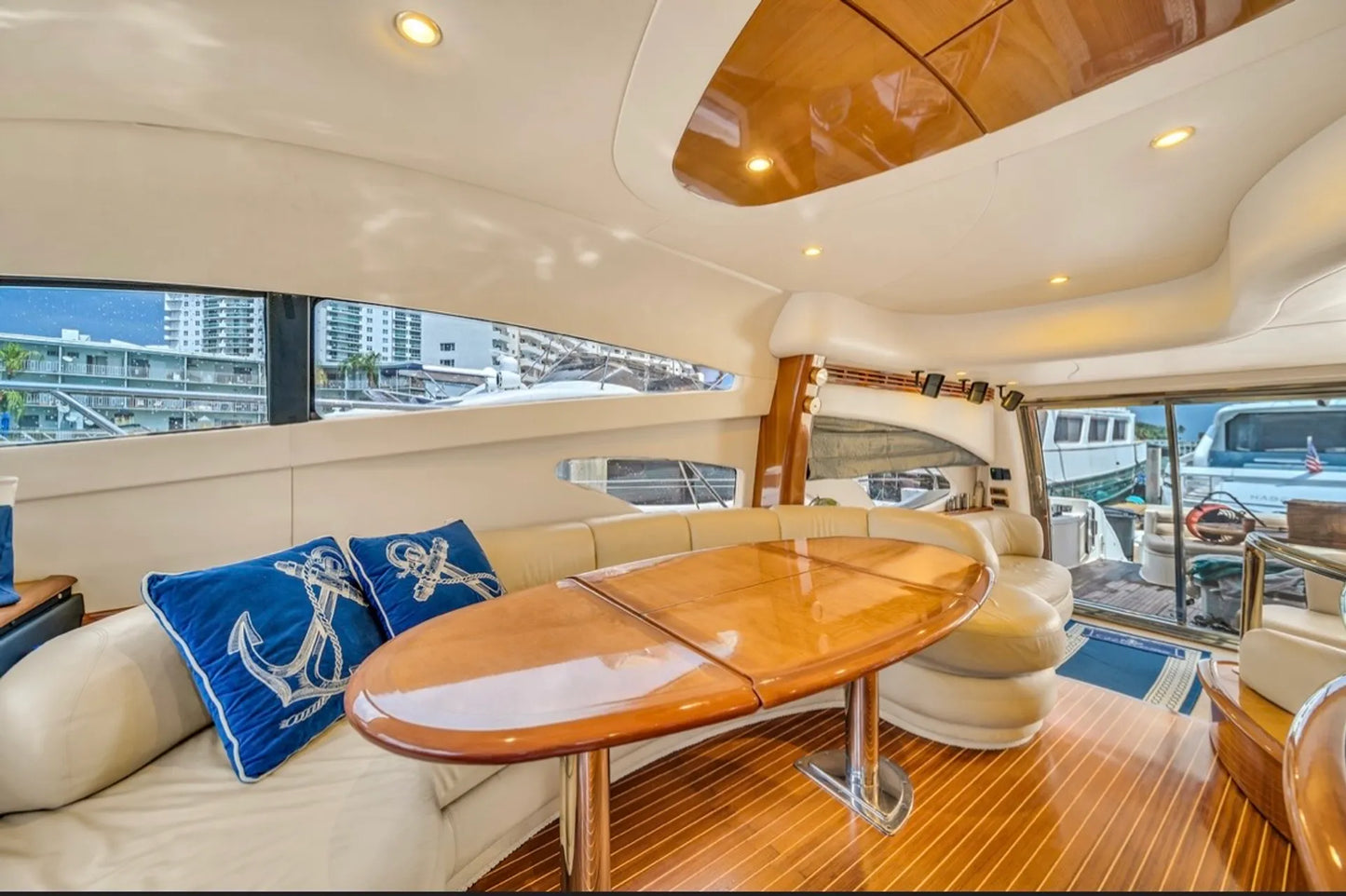 70’ Ft Miami Sealine Yacht