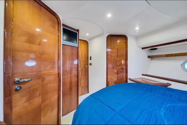70’ Ft Miami Sealine Yacht