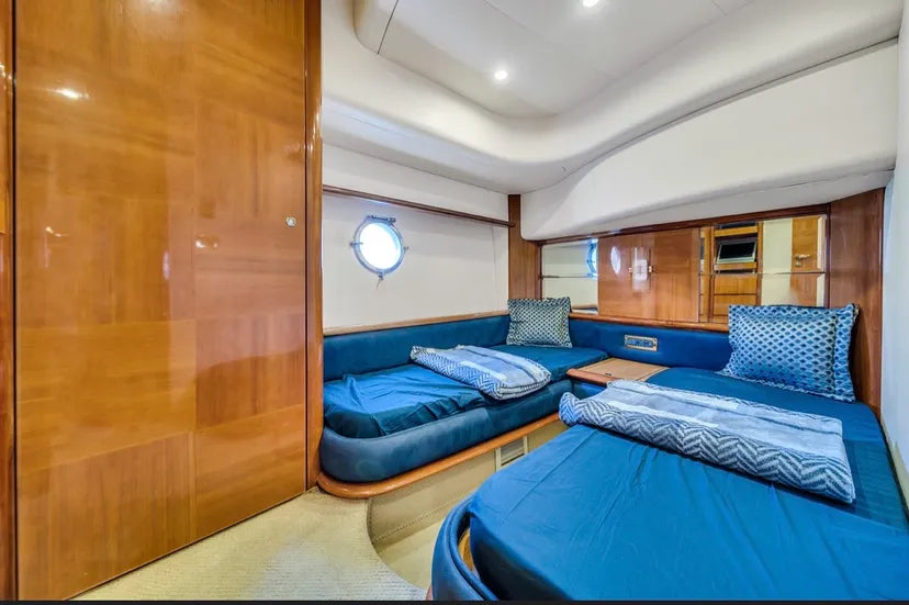 70’ Ft Miami Sealine Yacht